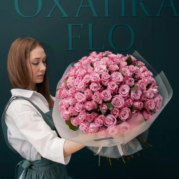 Букет роз сиреневых 101 штук. Купить.