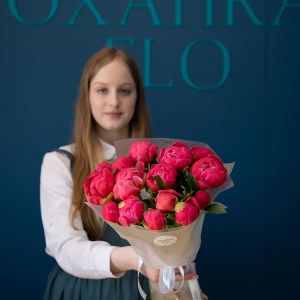 Букет 15 пионов коралловых 15 штук. Купить