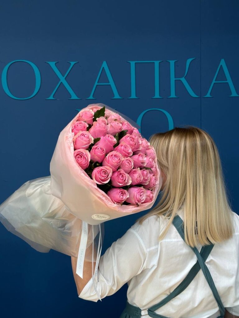 Букет роз, розовых, 25шт