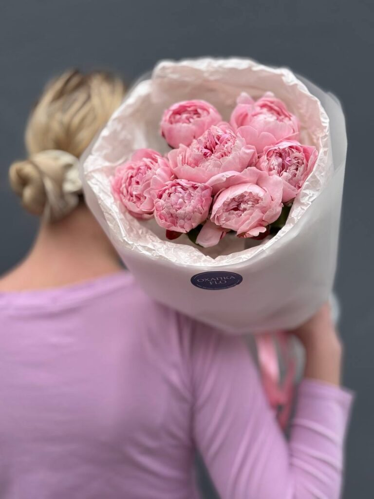Букет пионов розовых Сара Бернар 7 штук. Купить