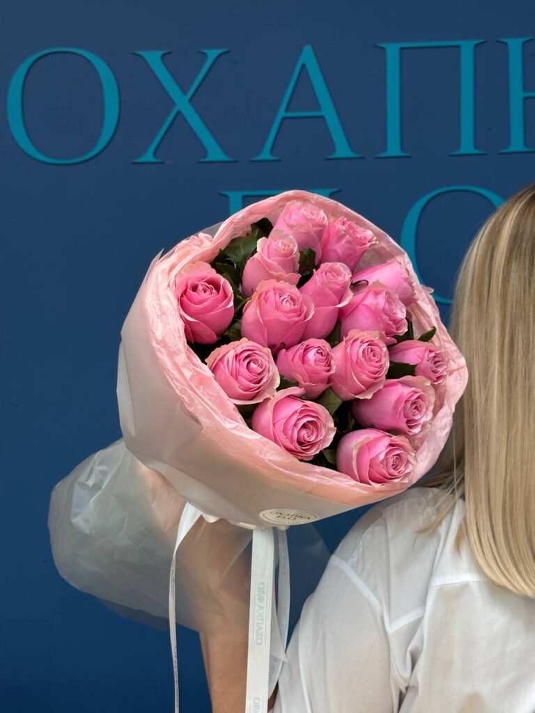 Букет роз розовых 15 штук. Купить