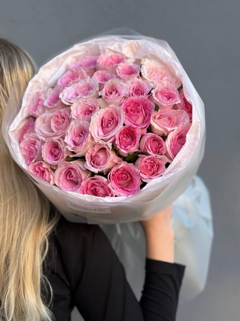 Букет розовых роз 41 шт. 50 "Нежность"