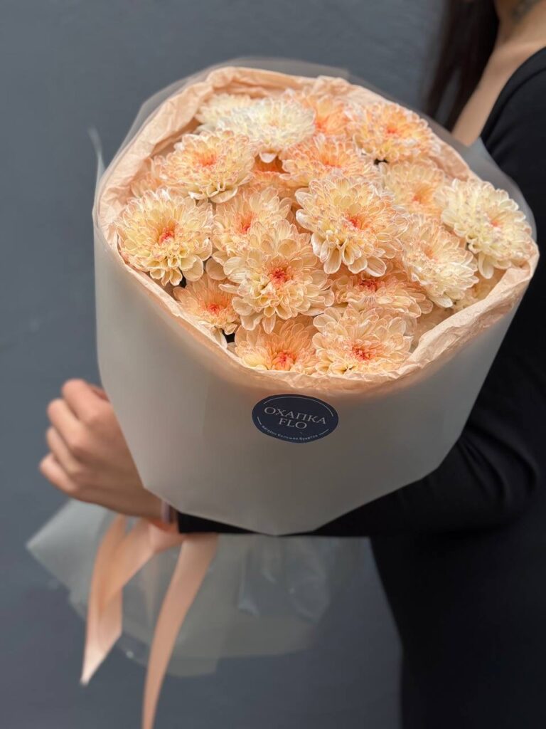 Букет хризантем, 5 шт, персиковых